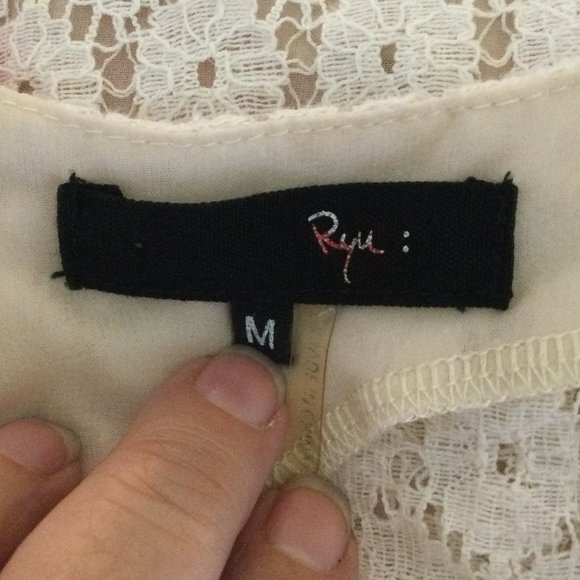 Anthropologie Ryu Cream/Peach Layered Tank, Medium - Picture 6 of 8